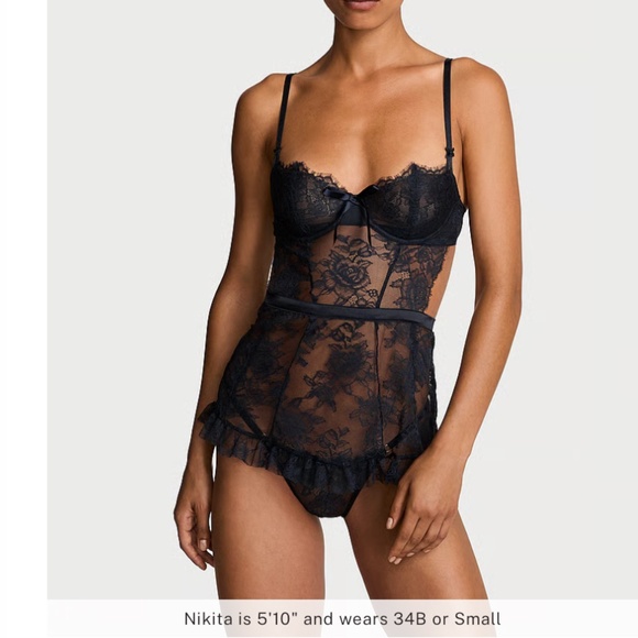 Victoria's Secret Wicked Unlined Rose Lace Apron Set - Picture 1 of 3